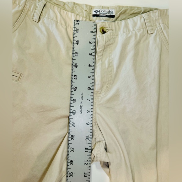 Columbia Women’s Beige Straight Leg Outdoor Pants - Size 12 - Picture 13 of 16